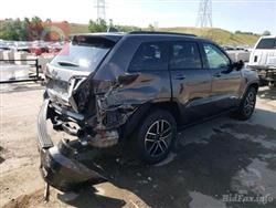 جیپ گراند شیرۆکی